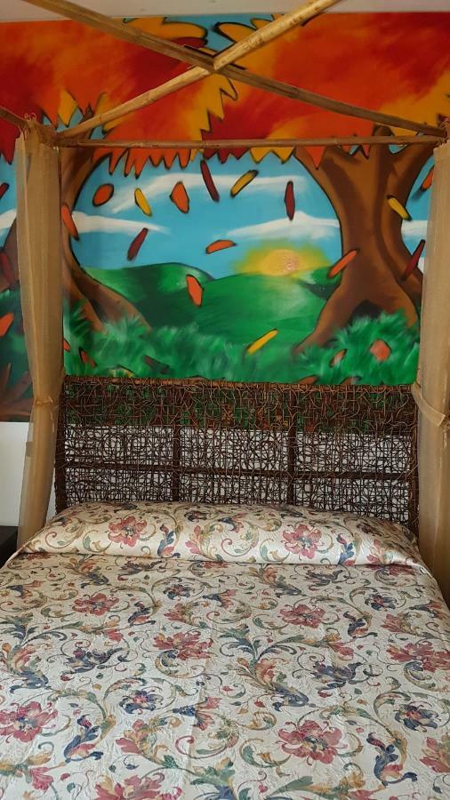 Villa Lory Албиния Екстериор снимка