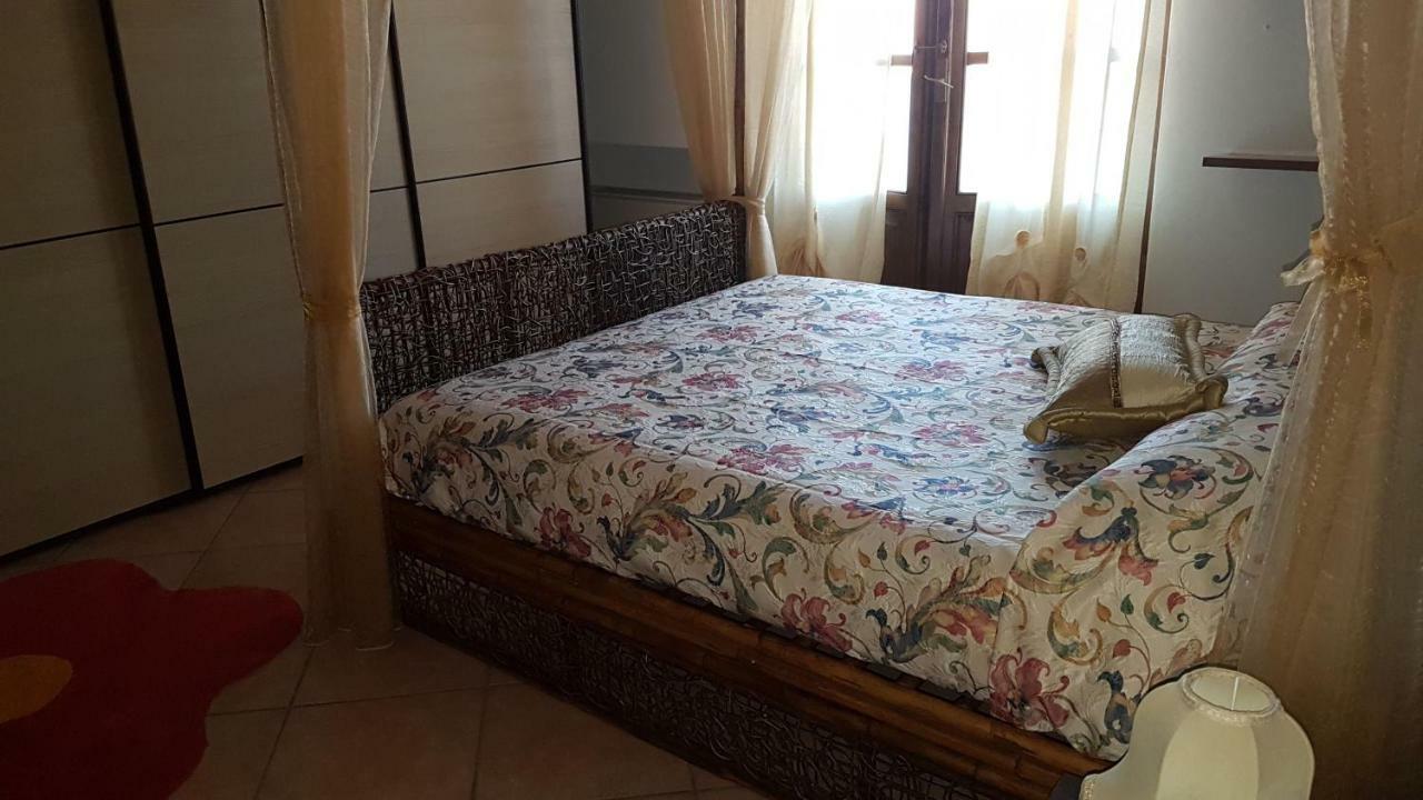 Villa Lory Албиния Екстериор снимка