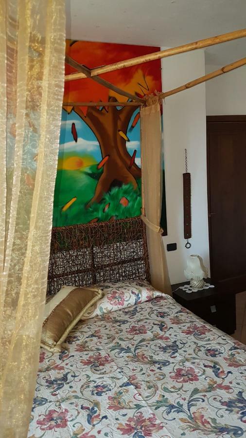 Villa Lory Албиния Екстериор снимка
