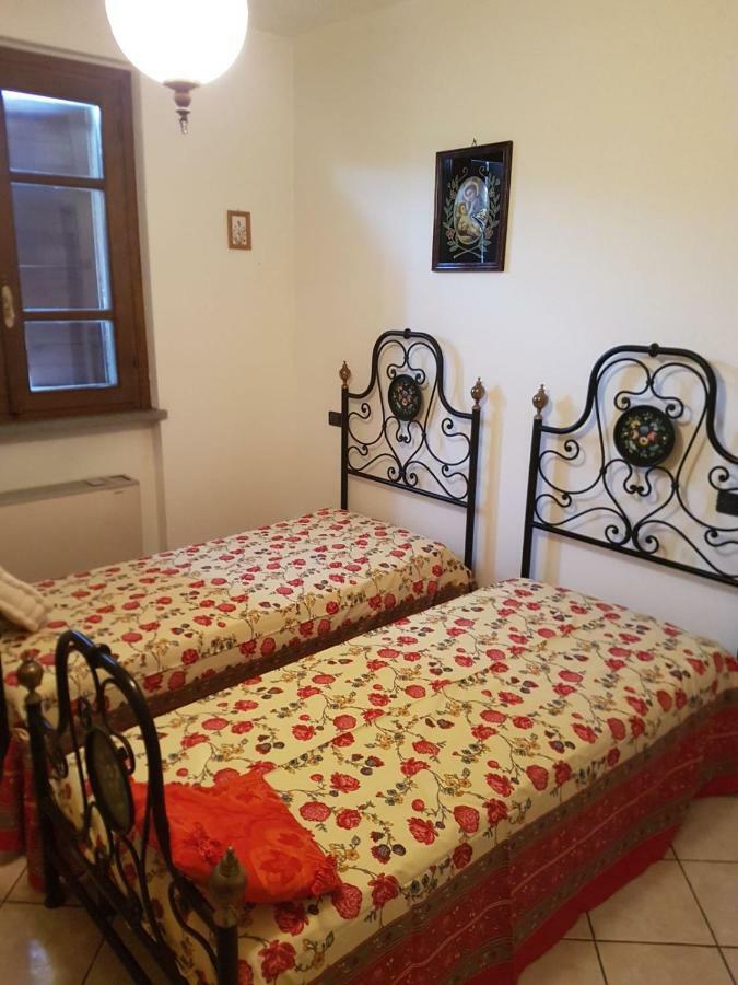 Villa Lory Албиния Екстериор снимка